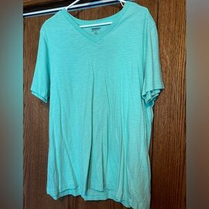 Men’s Arizona brand v-neck short sleeve tees size XXL. Only worn a couple times.